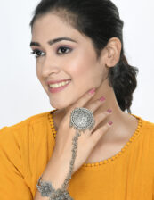 Johar Kamal Latest Traditional Design Bracelet For Girls Jkbracelet_001