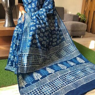 Blue cotton mulmul Beautiful Handblock printed sarees with blouse piece.