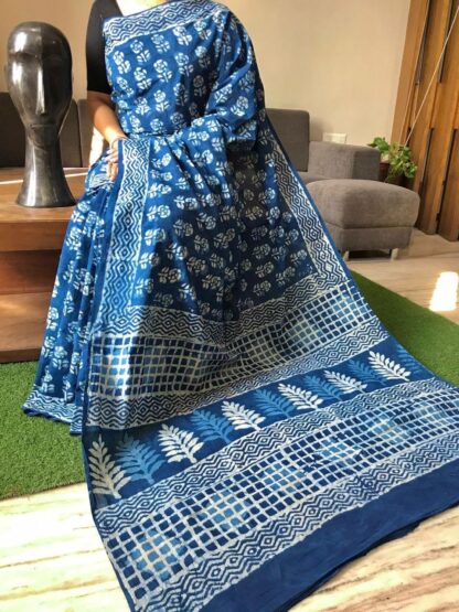 Blue cotton mulmul Beautiful Handblock printed sarees with blouse piece.
