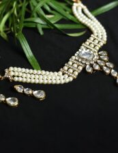 Pearls Necklace with Earrings