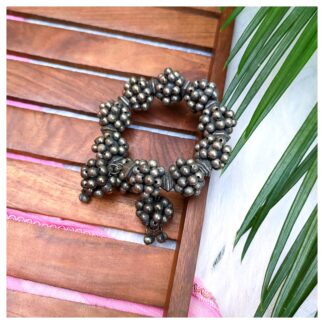 Adjustable bracelet