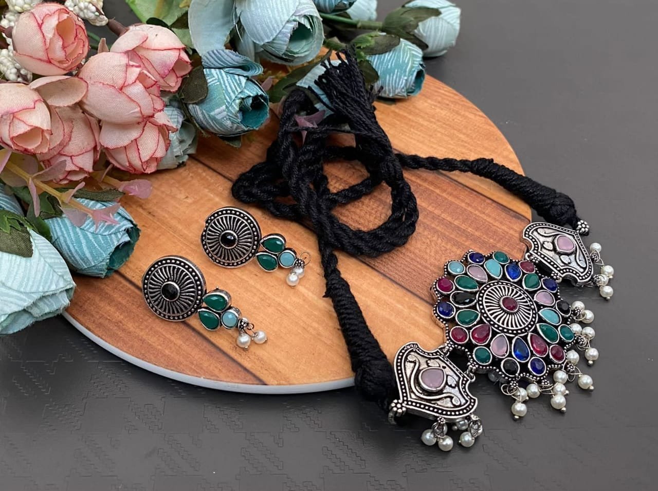 Multi Colour  stone Premium quality  choker set Multi Colour  stone Premium quality  choker set