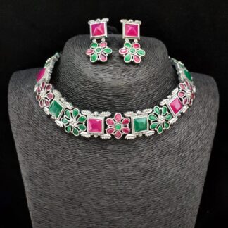 Silver look a like Choker Set